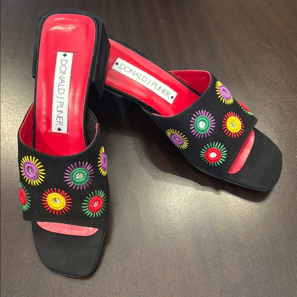 Donald J. Pliner Black Multicolor Embellished Sandals NWOT